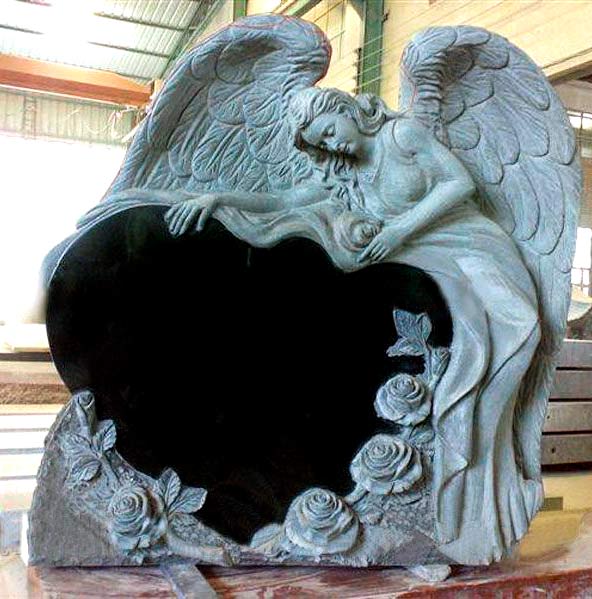 скульптура из габбро